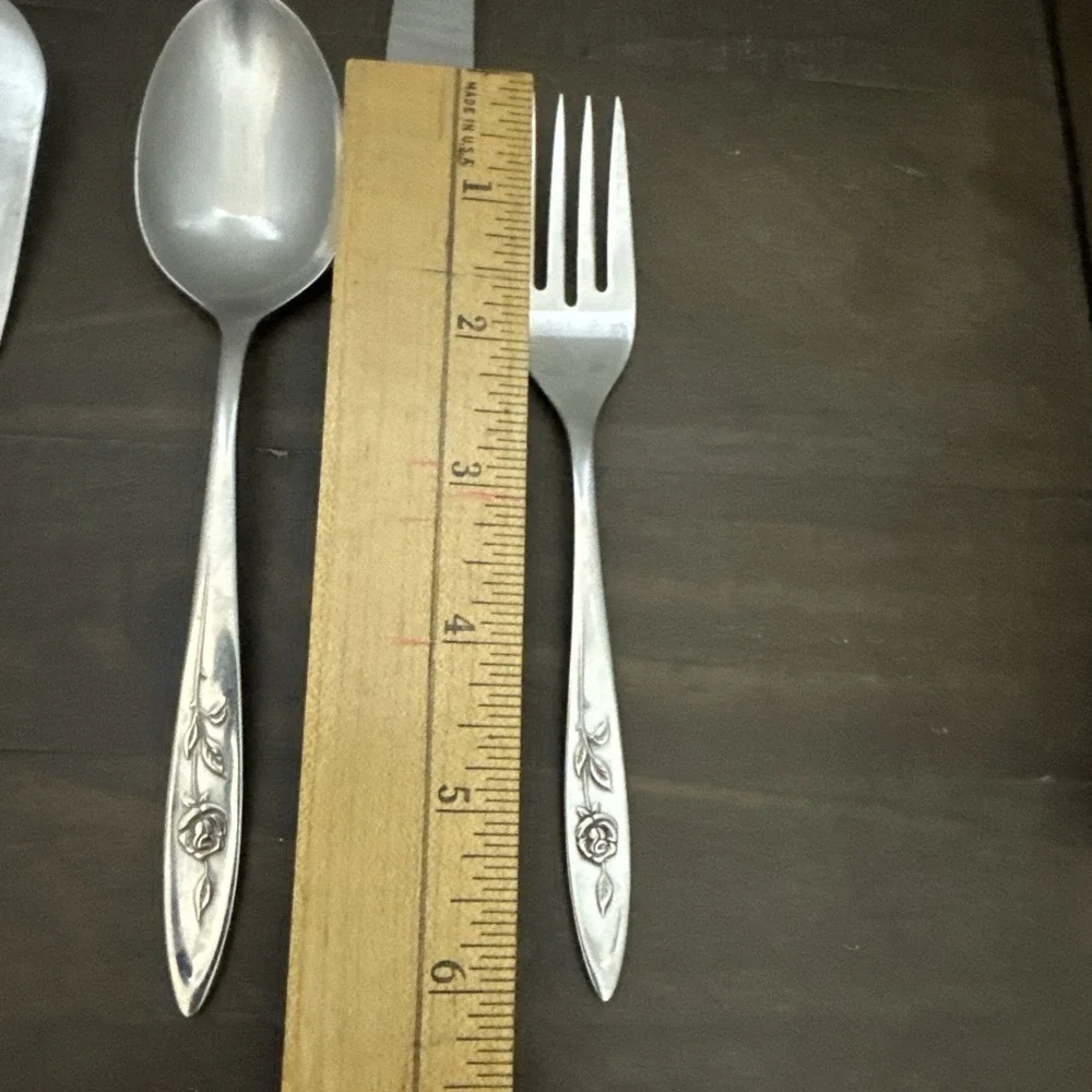 Oneida Community My Rose 3 Piece Serving + 3 Stainless Flatware Pieces FW93